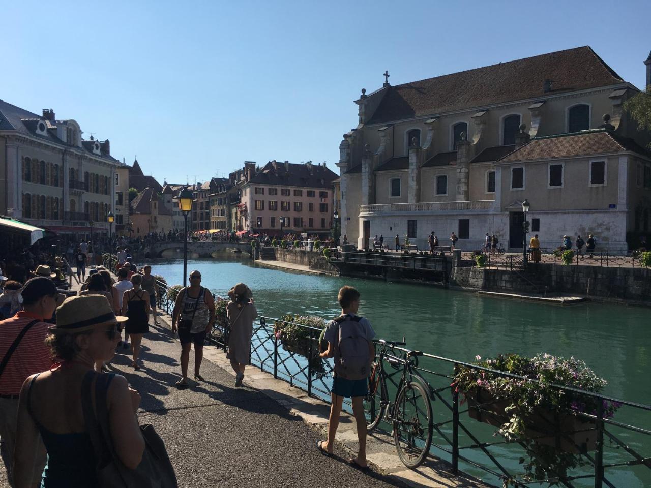 The Boat Apartment Annecy Exterior photo